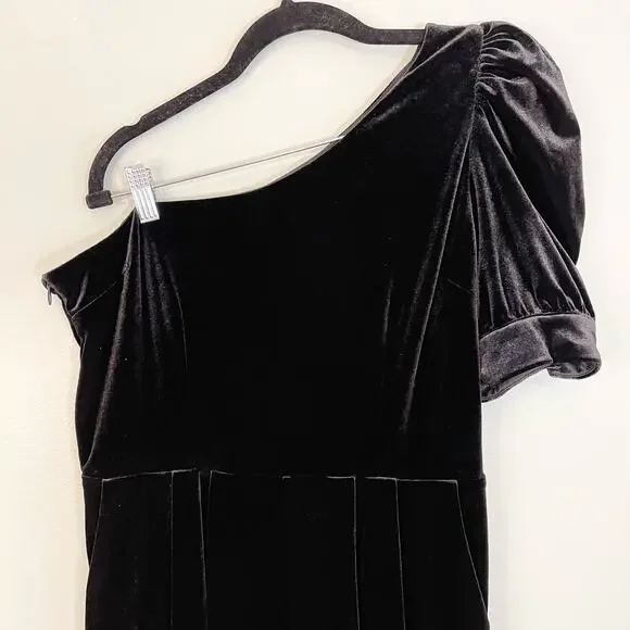 Yumi Kim Women Black Velvet Puff Sleeve One Shoulder Donna Jumpsuit Size XL NWT
